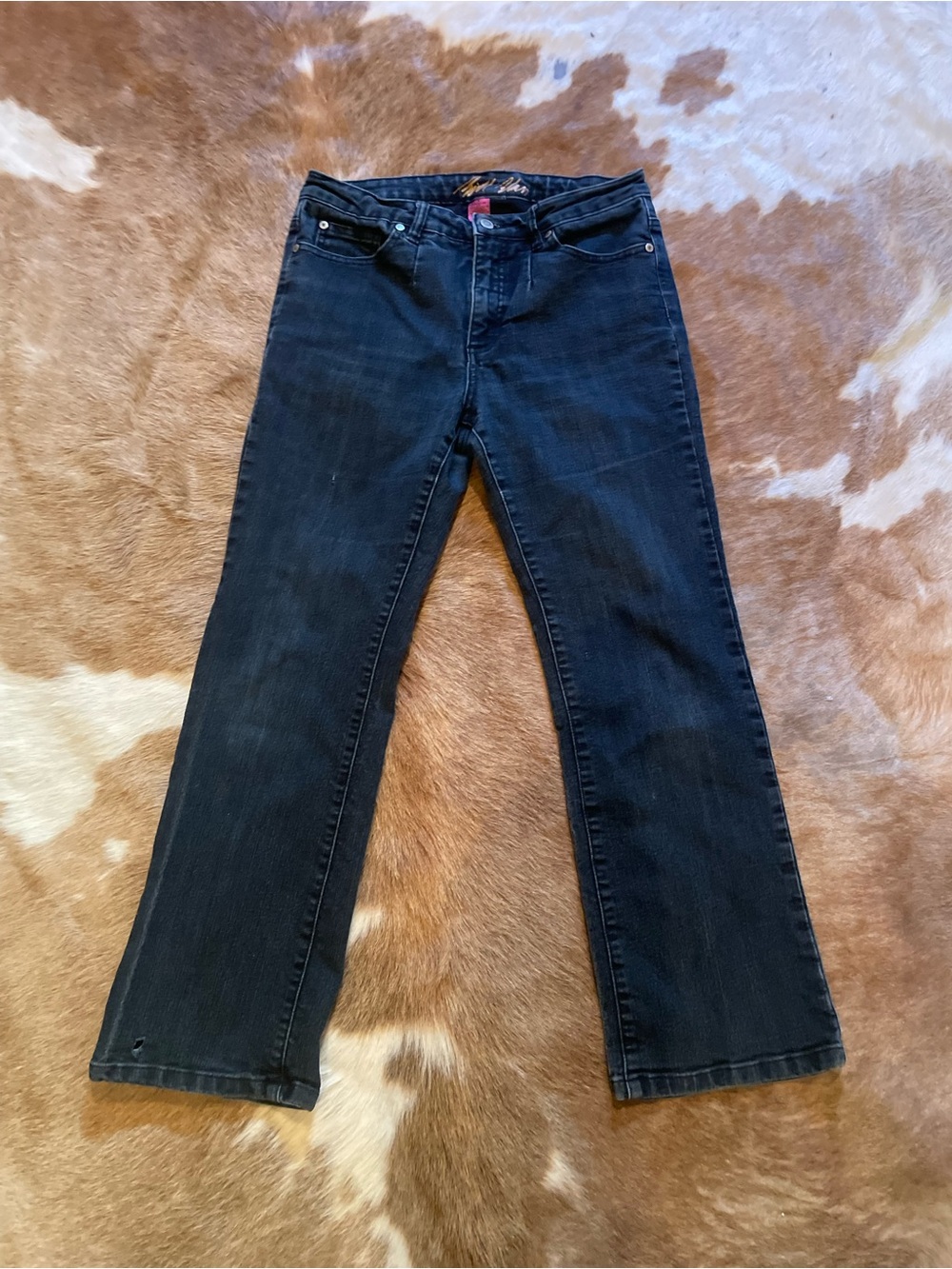 Bill Blass Womens 8 Bootcut Stretch Jeans